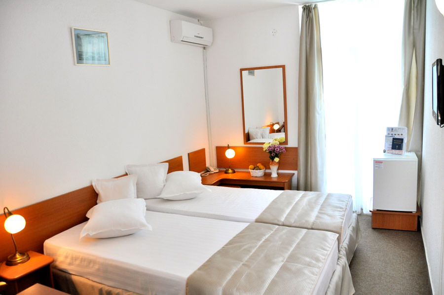 Hotel Decebal Neptun Hotel Si Cazare In Neptun Jud Constanta